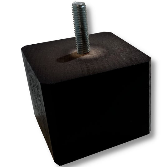 Sur pieds et socle hauteur 5 cm